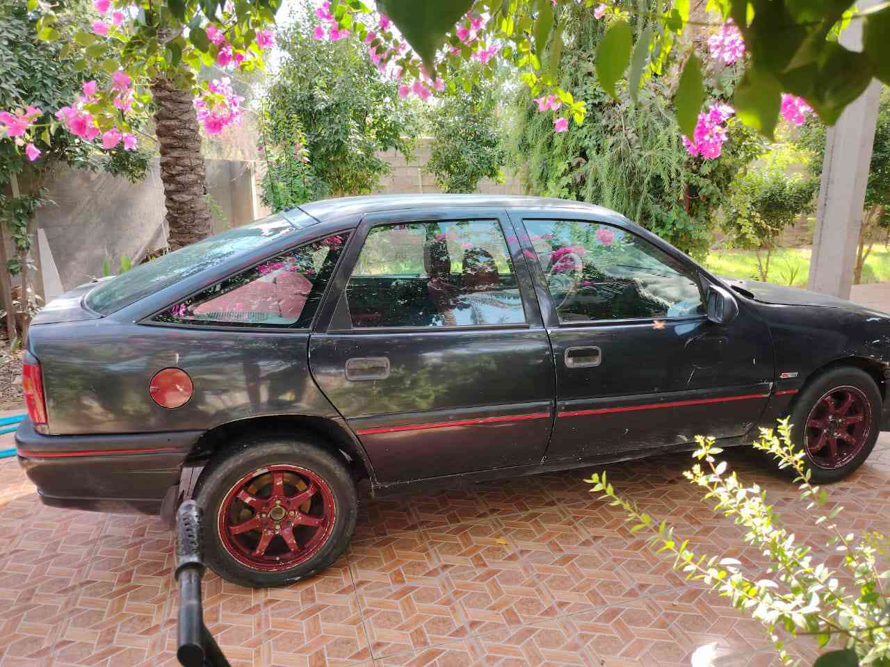 للبيع اوبل فكترة مكينة كير خير من الله موديل 1994 تخم تاير دوشمة السعر 24/***********
