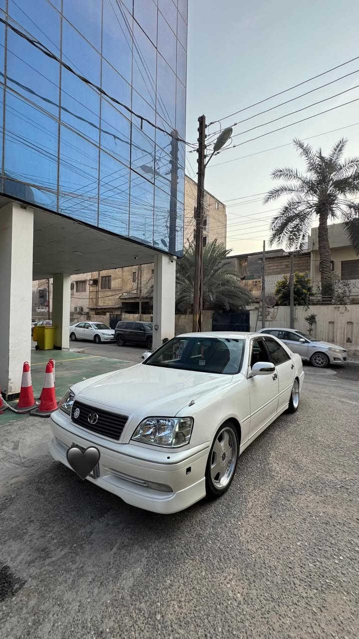 كراون للبيع تسجيل جديد فول مواصفات  اتلث عده الفتحه  غرفه اسود كشنات جلد ديفور الجبير تحوير النجف 3 دكم  ويل كب نجمه  تخم تاير السياره كص قماره ومرمز على جنون وشرط نفس  الموديل وترميز ليس بدنه شغل فول  موديل 2001رقم بصره تحويل ثاني يوم ملاحضه ويلها مبدل حاليا بنجمه السعر 100 بيه مجال قليل لشراي فقط. مكاني البصرة رقمي ***********بس الشراي  يتصل
