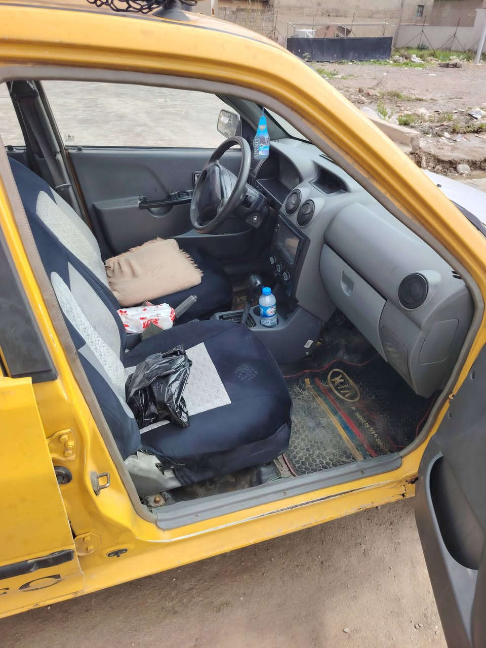 ، سايبه للبيع موديل 2012 رقم بغداد سنويه 26 سياره كير توماتيك سياره جاهزه هيئه عليها 300 شرط التحويل اول وكاله من الوكيل سياره جاهزه السعر 22 وبيها مجال الاتصال والاستفسار على هذا الرقم ***********
***********
