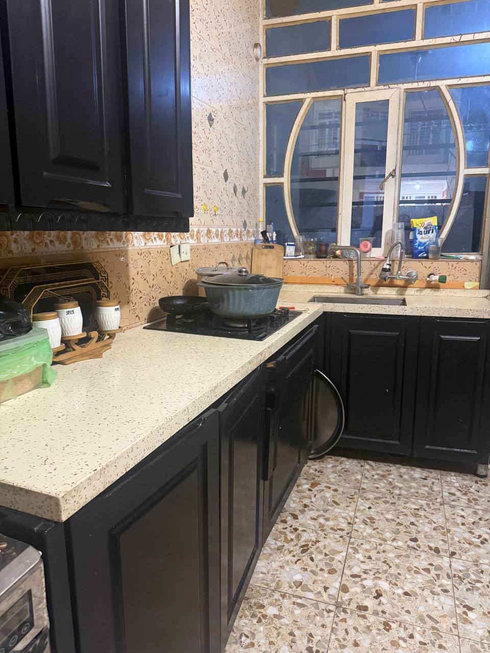 الغرفه ب500
الكاونتر ب700


**إذا كنت صاحب هذا الإعلان وتريد حذفه لأي سبب، رجاءا أرسل رسالة إلى الدعم الفني**