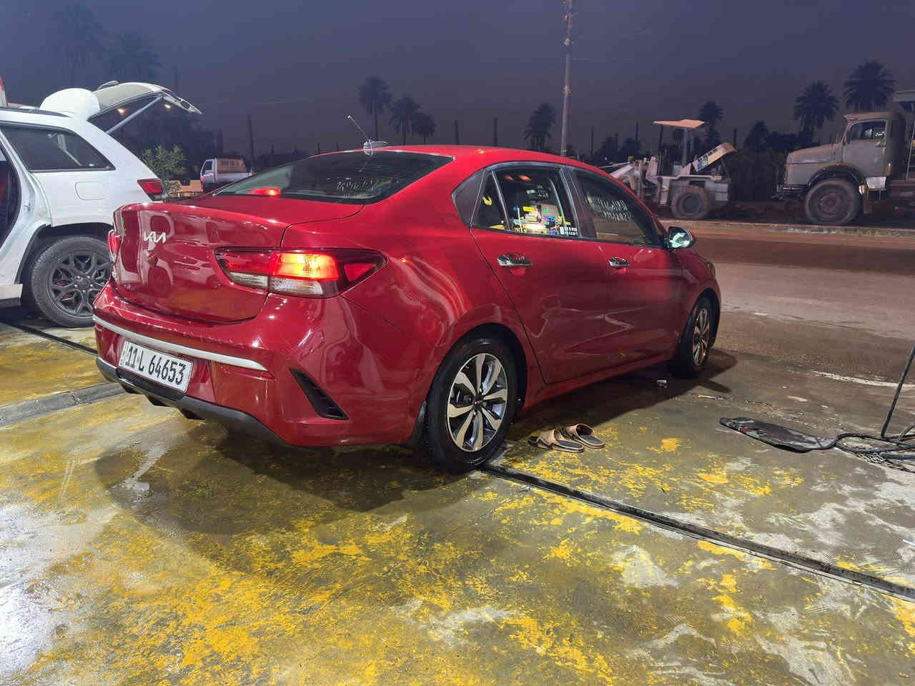 السلام عليكم 

للبيع كيا ريو
وارد امريكي رقم بغداد انكليزي محرك 1600
شاشه جبيره 
بصمه 
بصمة تشغيل
يدات نيكل
كير 8 نمر
رادار امامي 
كامره دواره
تحكم ستيرن كروز سرعه
شاشة اعطال
لايت زنون
حادثهة جاملغين وبنيد وبيهة تصليح بسيط بالغد سياره جاهزه من كل نواحي
بااسمي العنوان الاعظميه
السعر 115

*********** بغداد, العراق
