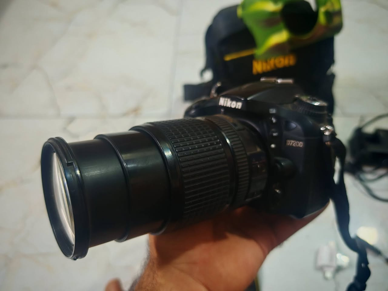 السلام عليكم 
كامره نيطون 7200
استخدام شخصي
نضيفه
ملحاقاتها
جنطه
رام 32
كفر جيلاتين
بطاريه عدد2
شتر تقريبا47k
السعر650
العنوان الديوانية الشاميه
***********
