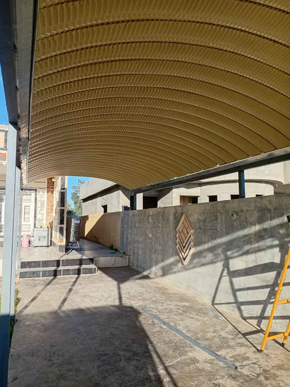 حداد درجه اولى اشتغل احدث الديكورات التركيه اسعار مناسبه ابواب شبابيك محجرات سقايف كي سبان سندويج بنل تكريت القادسيه شارع بادار ابو ابراهيم *********** زين ***********
