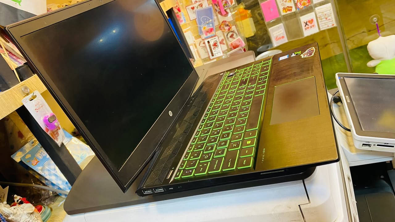 بسم الله وعلى بركة الله
لابتوب جيمنج hp
Hard 2TB
Ram 32GB
Gtx 1060ti 4gb
لابتوب نظافتها موضحة بالصور
كاملة وجاهزة ألعاب مونتاج


**إذا كنت صاحب هذا الإعلان وتريد حذفه لأي سبب، رجاءا أرسل رسالة إلى الدعم الفني**