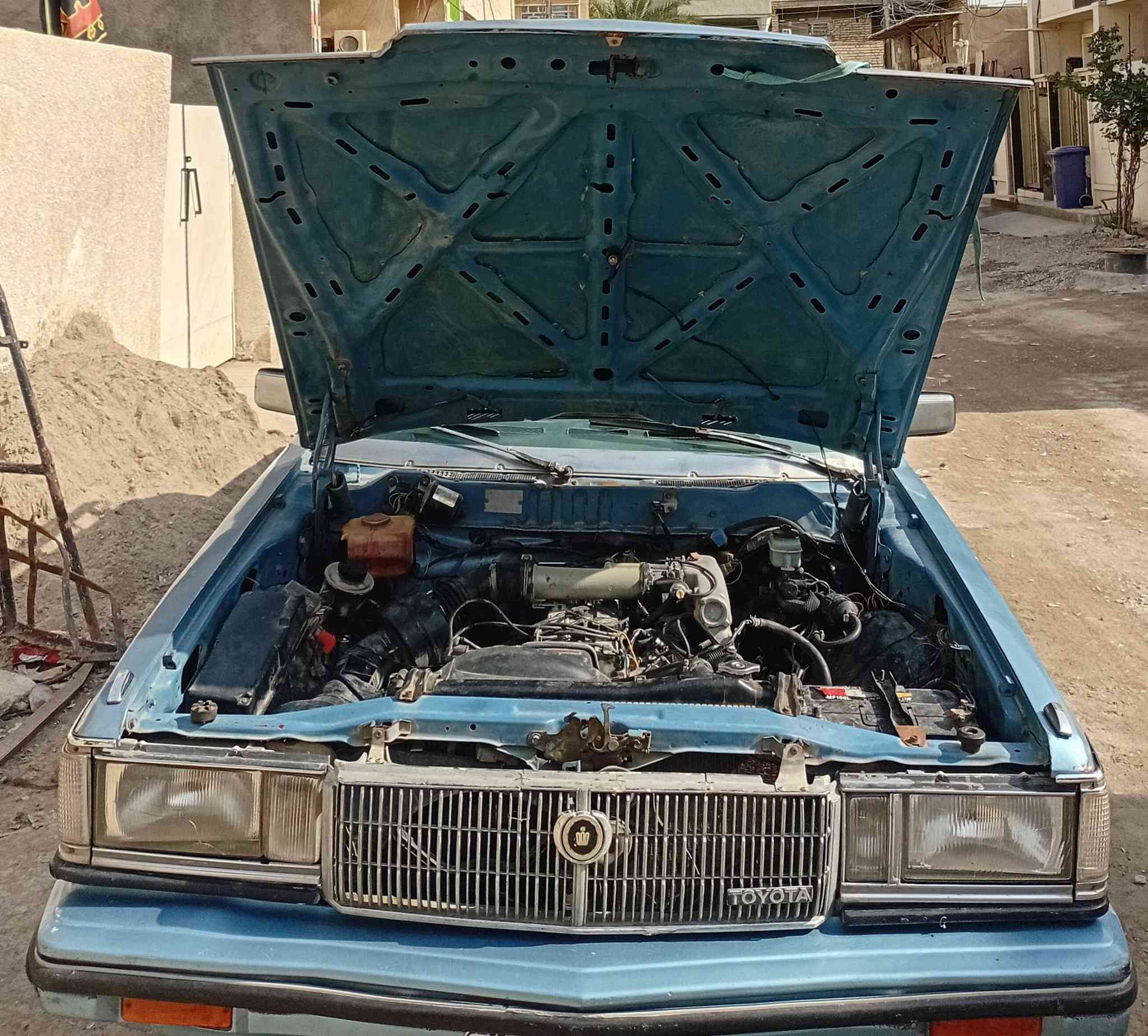 للبيع سوبر  موديل  ٨٢  محور  محرك  وكير  ونجي  لا صرف دهن  ولا تبخير  على  الفحص كلشي واضح في الصور 
معمره  عام  صبغ كهربائيات  تخم تاير  ويلكب ابلادي كله شغاله  السياره بسمي  الاتصال  على الرقم  ***********  وبيه مجال حك الجيه  وشكرا
