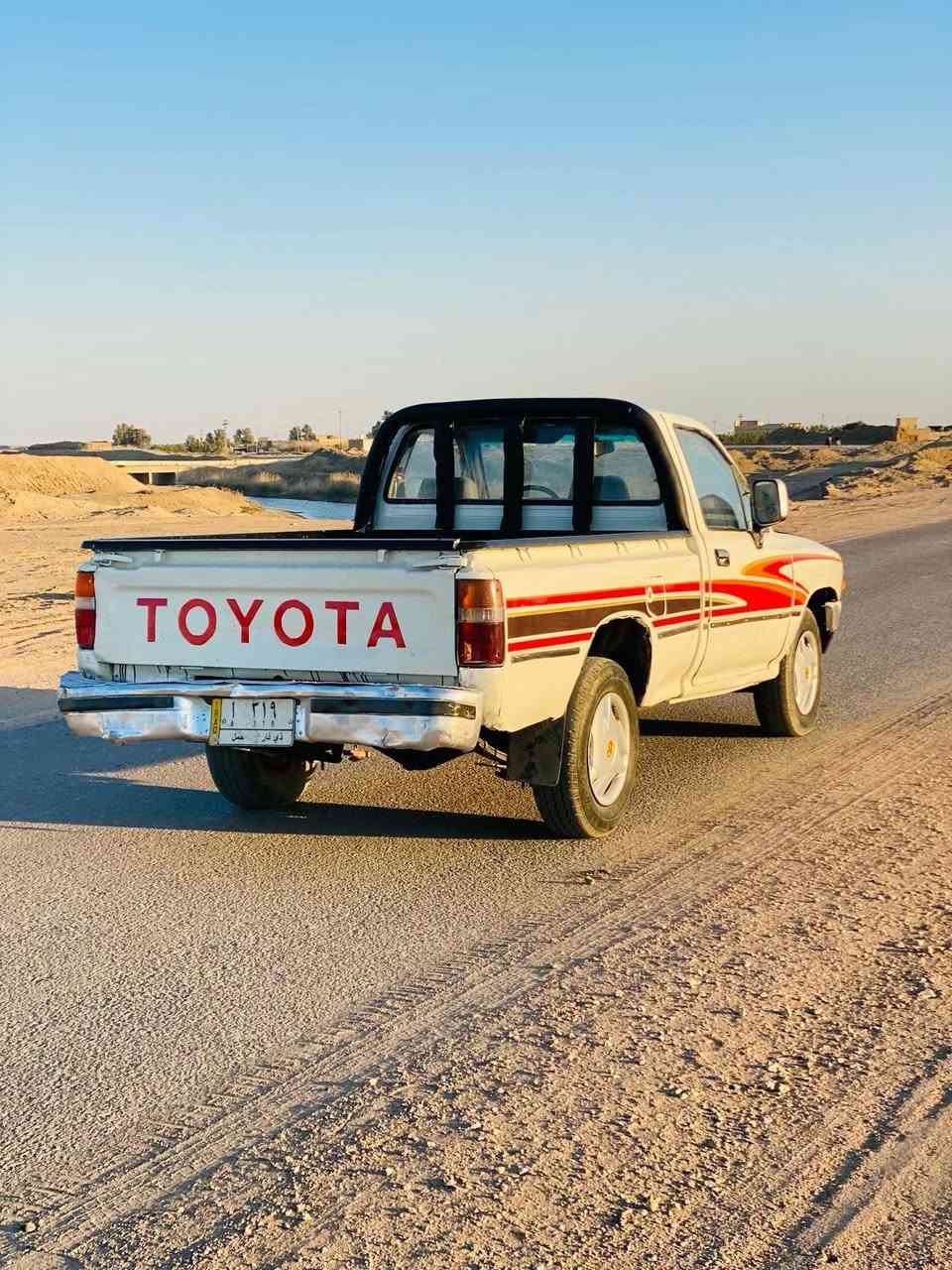 سلام عليكم للبيع تيوته 92رقم ذيقار مشروع وطني شرط تحويل سنويه جديده 2028  محرك بلاد مكفول شاصي مكفول كير تماتيك مكفول لشرط سياره حلوه نضيفه جاهزه من كلشي رشه صبق جماليه فقط سياره مالت جناي  سعر 33 مكان سماوه الخضر ***********
