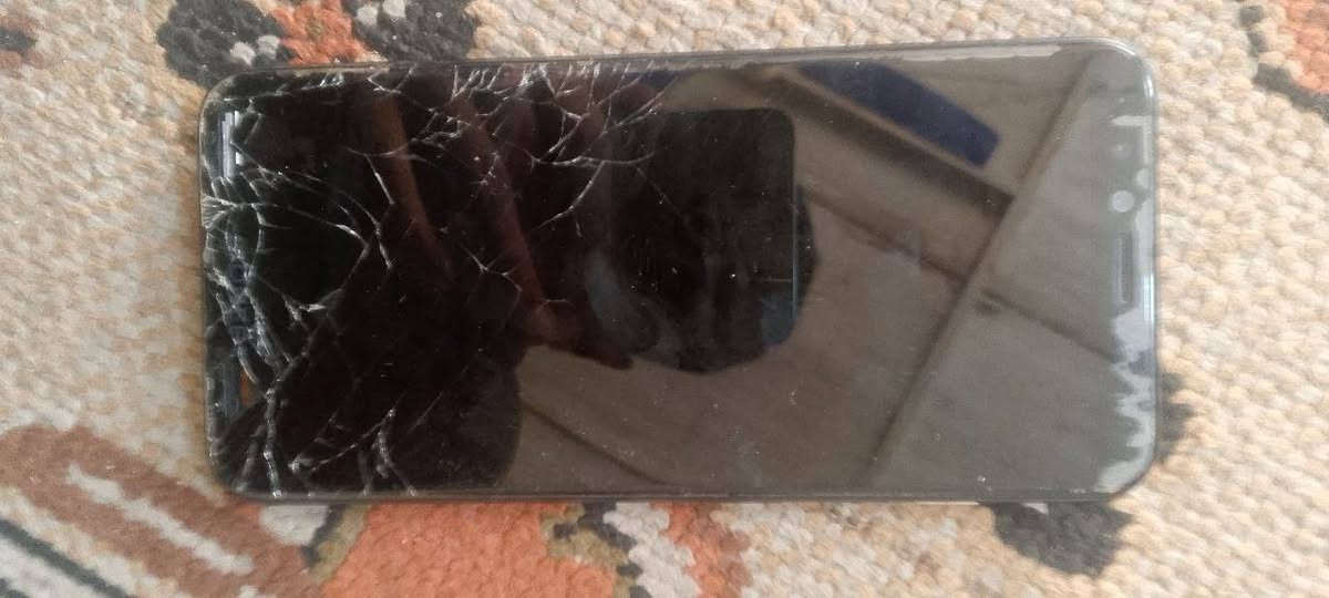 سلام عليكم جهاز Gionee S11 Lite للبيع سعره 25 وبي 5مجال حك الجيه مكاني بغداد العبيدي *********** بغداد, العراق
