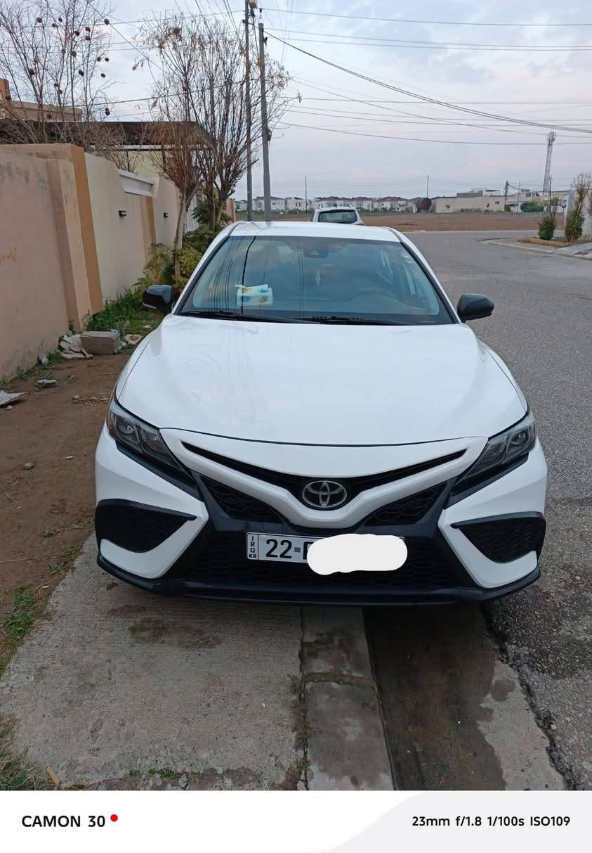 السلام عليكم 
كامري للبيع موديل 2022 SE
صورة ضررها بالمنشور 
سعرها$ 222 وبيها مجال
للاستفسار ***********
