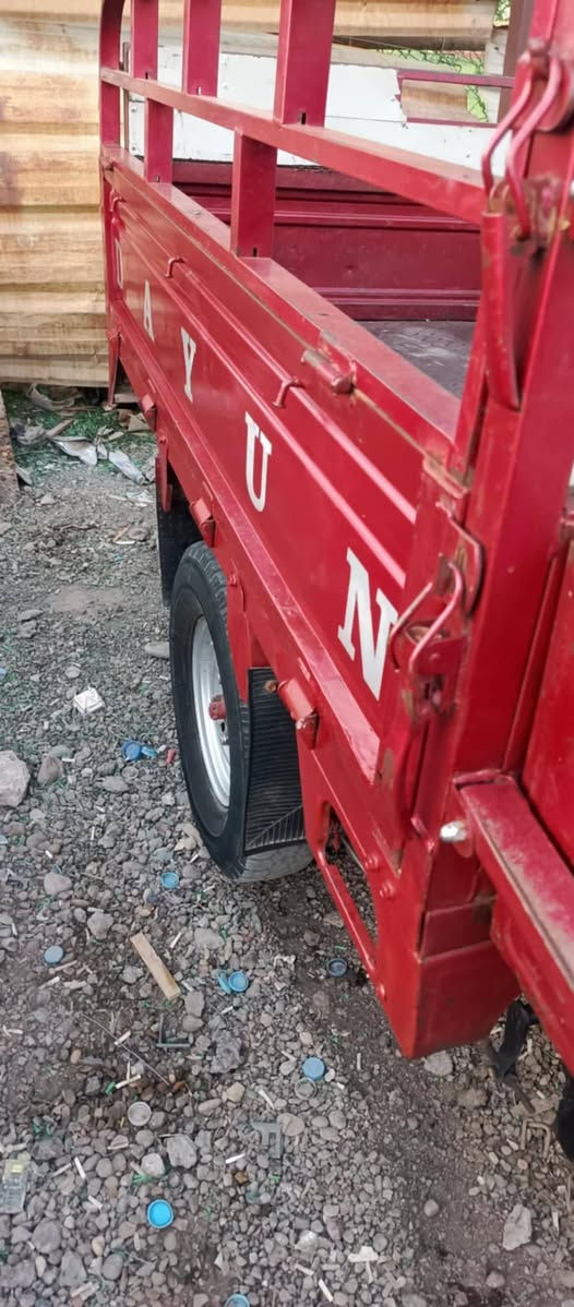 سلام عليكم ستوته دايوان موديل 18اوراق اصولي ستوته عل بلادي عنوان بغداد ابوغريب قريه ذهب البيض ***********تواصل عل رقم
