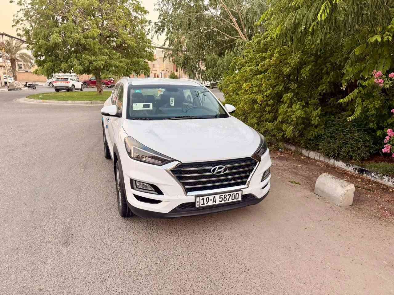 السلام عليكم للبيع فقط
*********** السعر 185 هوانداي توسان موديل 2019 ماشيه 85 فقط مكفوله كفاله عامه 
سياره جديده سبيره مانازل
مواصفات بصمه شاشه كامره حساس خلفي لايت 5 عدسات مري شفط واشاير بلمري داخل صاج كشنات جلد لونين 
كشنات الاماميه كهربائيه 
تبريد خلفي وأمامي وثلاجه بجكمجه مري شفط سايد بريك برجل 5 ويل كب كروم السياره جاهزه من كلشي رقم كربلاء انكليزي تحويل مباشر سنويه لغايه 2029 السياره موجوده في كربلاء
