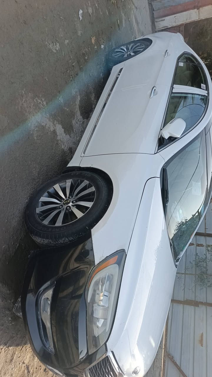 سلام عليكم كياء كادنزه ٢٠١١فول مواصفات خليج سعر113 وبيه مجال رقم ***********
