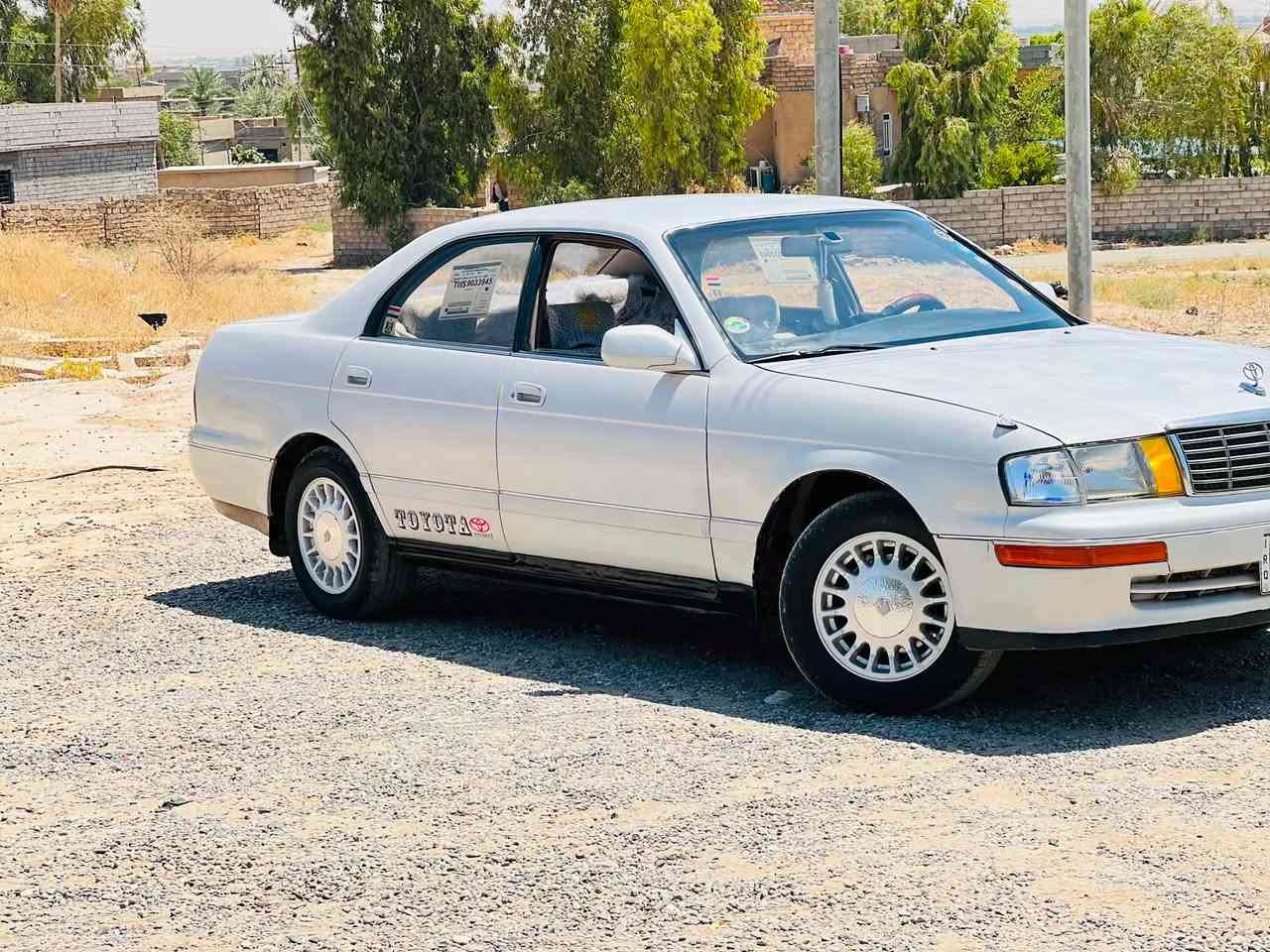 السلام عليكم سياره بطه للبيع موديل 1992 متصل محرك كير 2500 شرط تبريد ثلج صدر تايرات كلو نضيف رقم نينوى دولي سنويه و هزه جديده بيها مكانين صبغ فقط بدون ضرر شرط السياره بلاديه و نضيفه السعر 52 وبيها مجال
اتصال ***********
