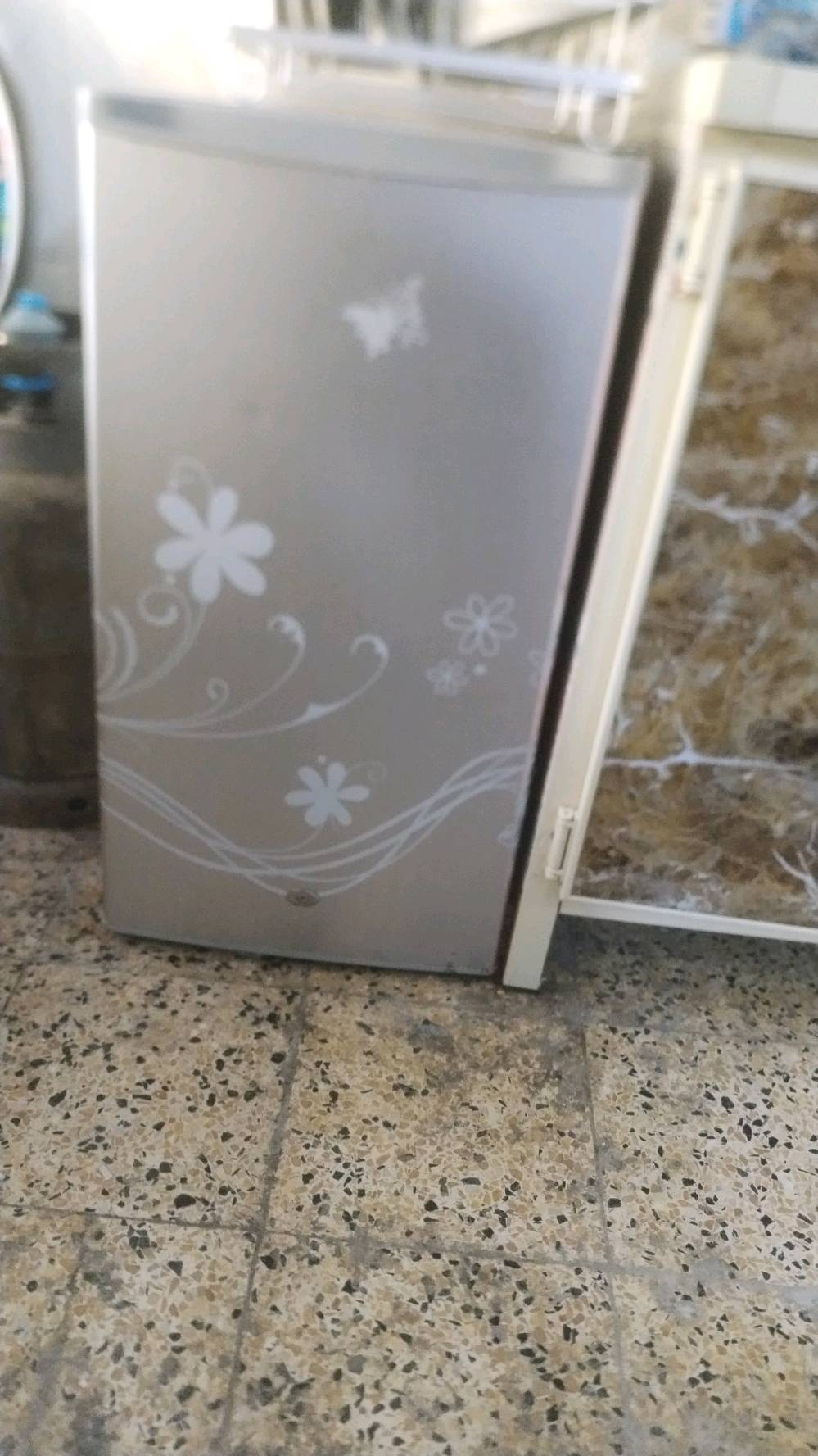 السعر 450 العنوان بغداد جديده ***********
