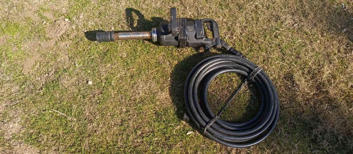 كسر كارتون مستخدم شي قليل السعر الاتصال بالرقم ***********
