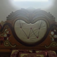 اسلام عليكم غرفه مستعمله شي قليل السعر 550 وبيها مجال مكان تاجي  ‏‪077...