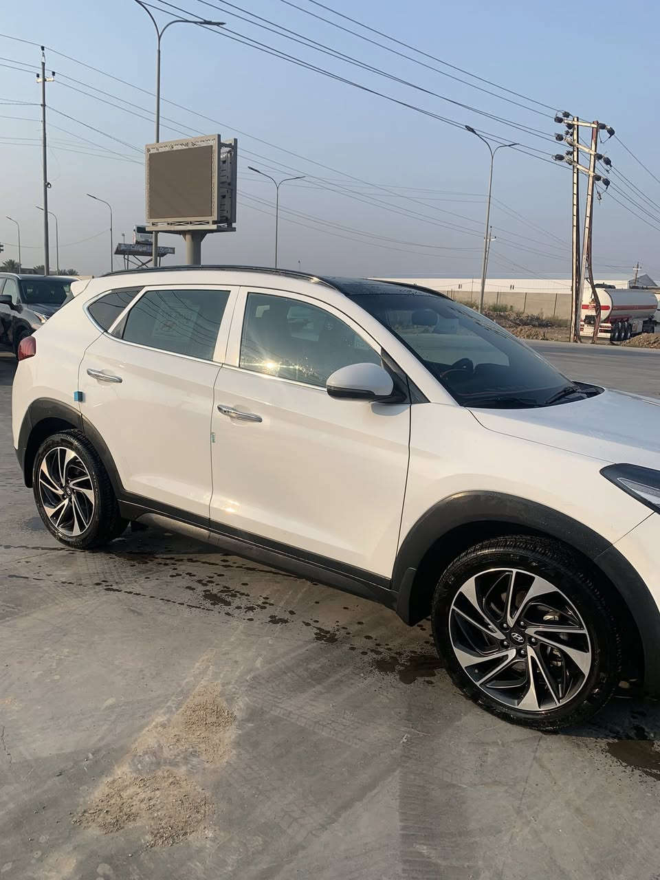 السلام عليكم 
توسان 2020 الخليجي فول 1/1 مكفوله كفاله عامه من كلشي رقم اربيل 
ماشيه 109 
السعر 220 وبيها مجال 
***********
تحياتي للجميع
