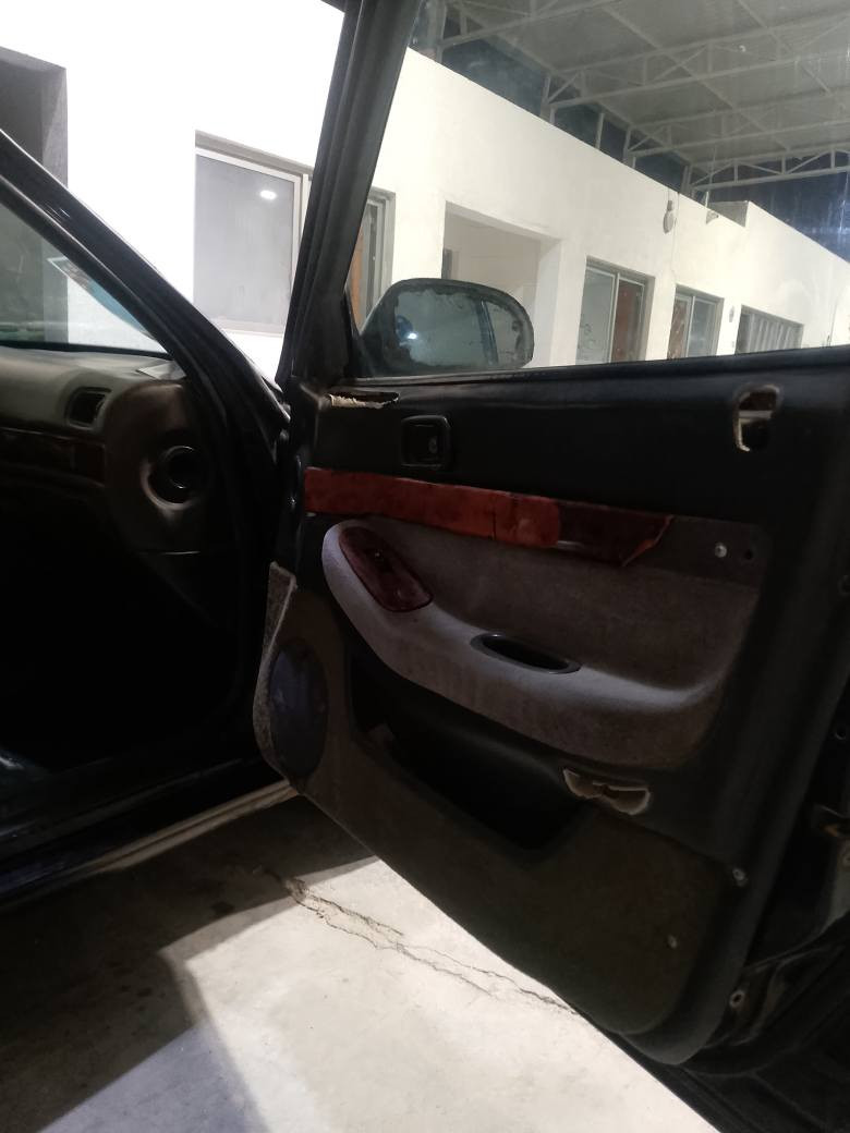 السلام عليكم سوناتا موديل 94 مكينه وكير نضيفات كهربيات شغاله باتري جديد تخم تيرات مداور ثاني يوم سنويه 28 ترهم مراوس بسايبه نضيفه مال شغل  ترهم بيع أو قصاد عادي ‏‪***********‬‏
