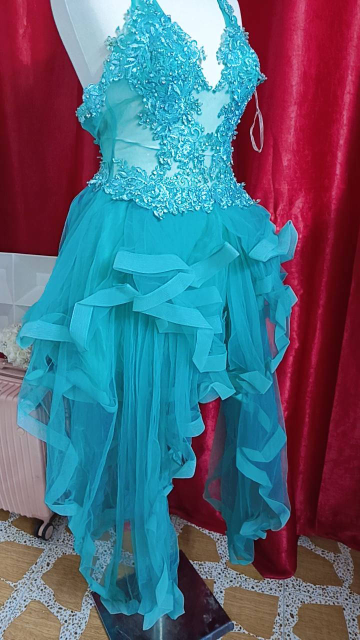 فساتين للبيع للقطعة ب8


**إذا كنت صاحب هذا الإعلان وتريد حذفه لأي سبب، رجاءا أرسل رسالة إلى الدعم الفني**