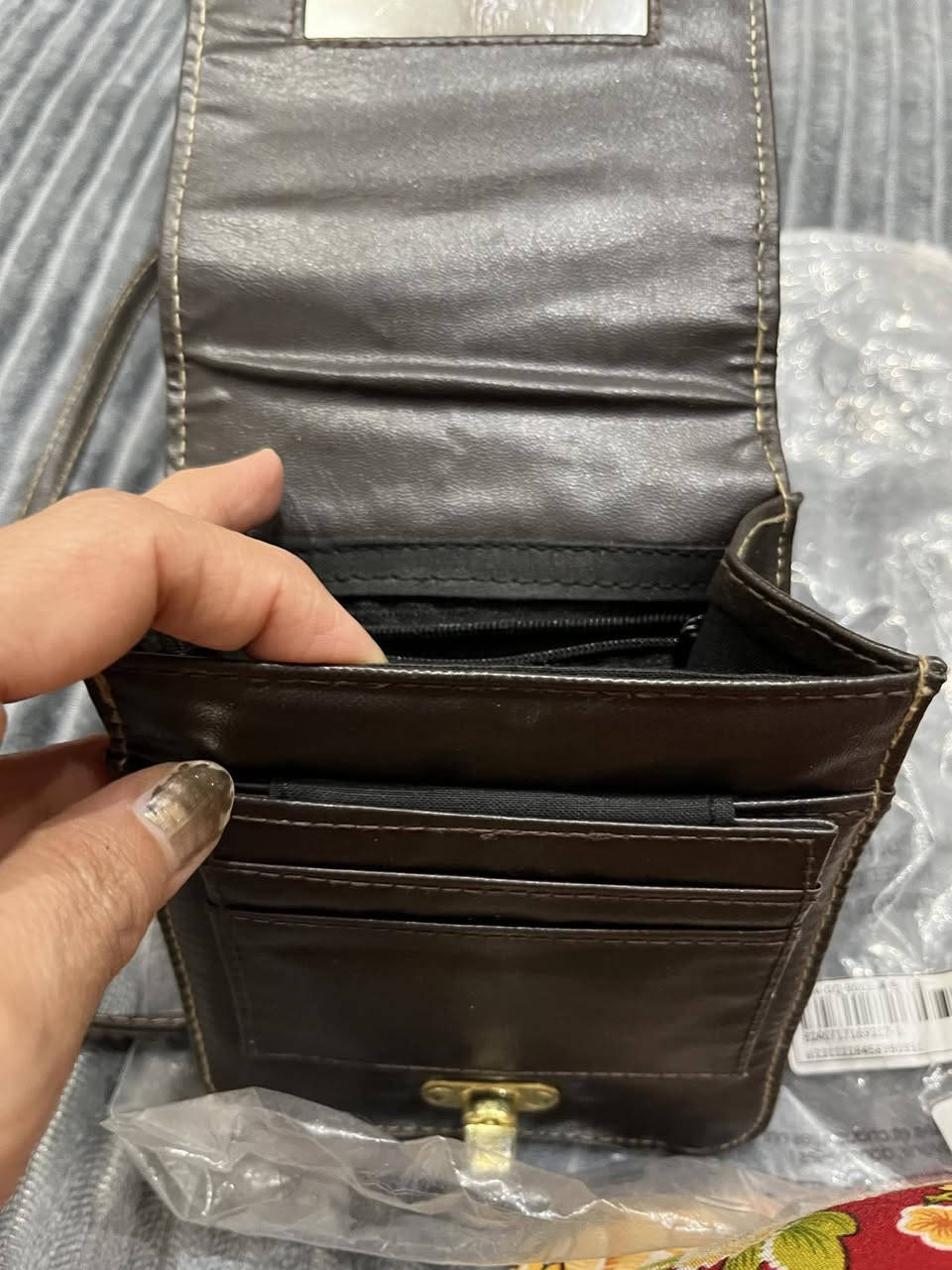 جنطه جلد طبيعي رجاليه قفل 25


**إذا كنت صاحب هذا الإعلان وتريد حذفه لأي سبب، رجاءا أرسل رسالة إلى الدعم الفني**