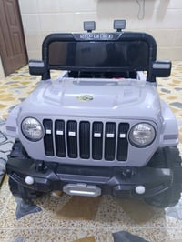 سيارة أطفال • شاحنة لعبة