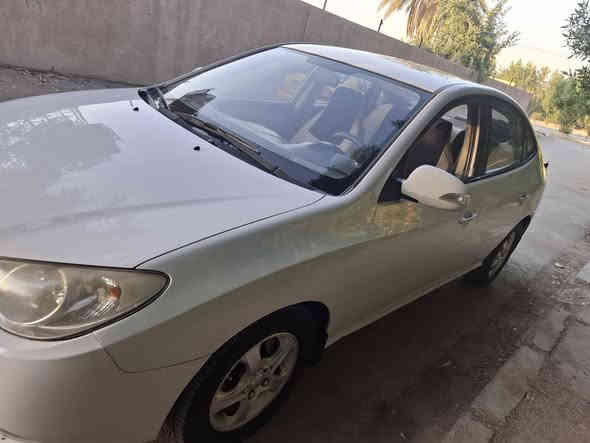 النترا خليجي موديل 11بغداد للبيع
السياره جدا نضيفه ومواصفات معروفه 
السياره مكفوله ماعدا صبغ جاملغ امامي لافتح ولاضربه اثر شخوط
مكاني الحله ابي غرق
اي استفسار اتصل ***********
السعر 118 بيها مجال بسيط
