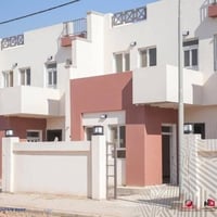 مجمع عماد سكر • ١٦٠م • ٣ غرف
