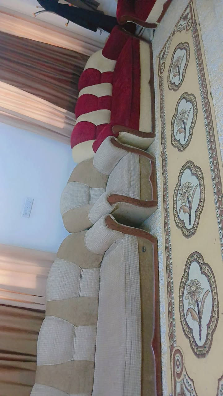 للبيع تخدم عدد 2 ماروني وبيجي 14 مقعد نضيف 
مكاني بابل كفل قرب بانزين خانة وقود نبع الكفل


**إذا كنت صاحب هذا الإعلان وتريد حذفه لأي سبب، رجاءا أرسل رسالة إلى الدعم الفني**