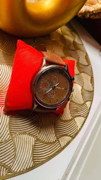 ساعات • لبست مرة • كالجديد