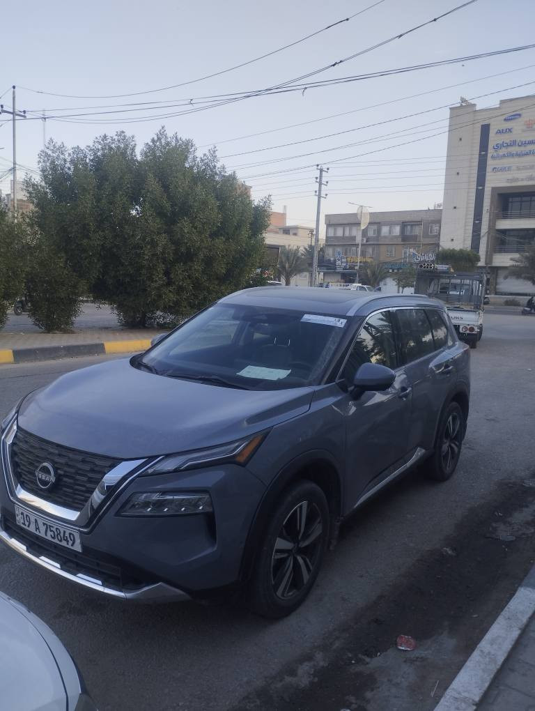 روج موديل 23 بلاتينيوم اسمنتي بيها 3 قطع صبغ بدون ايرباك مكان كربلاء رقم الهاتف 
*********** كربلاء, العراق
