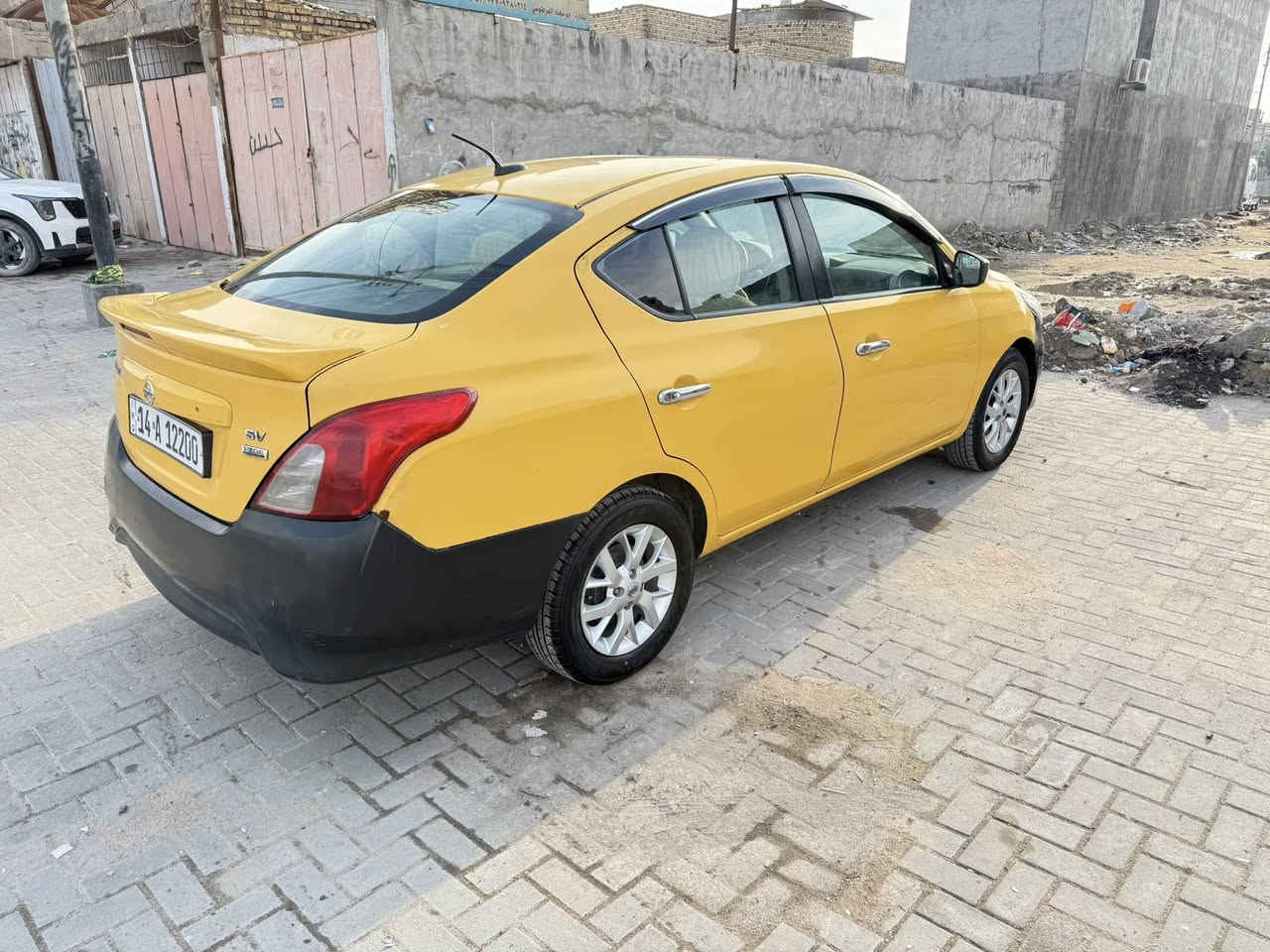 السلام عليكم نيسان فيرسه موديل 2018 السياره جاهزه محرك و كير وحداده تبريد كله      جديد شاشه كامره السياره صفره خصوصي رقم بصره حره حادث بل منشور السعر 74 العنوان البصره شط العرب ***********
