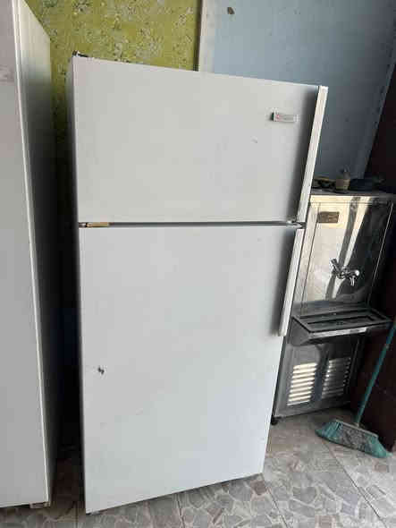 سلام عليكم قراض لبيع كلمن وسعره 
مكلف بلنشر تواصل مع هاذه رقم

‭0773 565 2252‬
