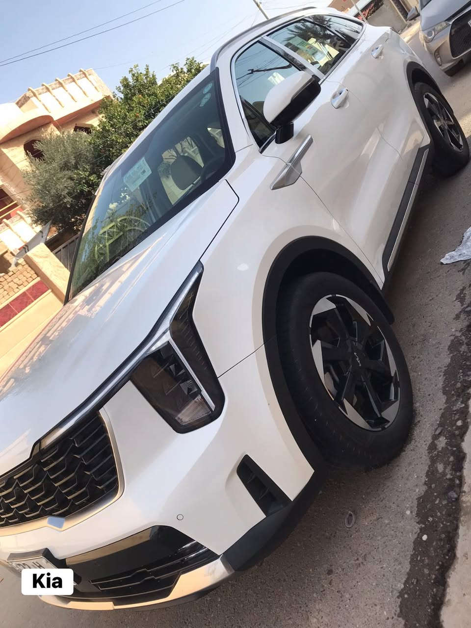 السلام عليكم كيا سورنتو ٢٠٢٤ للبيع بدون صبغ بدون تبديل مكفولة v6 سلندر
رقم اربيل شرط التحويل

مواصفات كرسي كهرباء

بردات بلادي

كير عصا

شاشة متصلة تدعم ابل كار بلي

لايت وبك لايت led

تشغيل عن بعد 

انارة داخلية led

سبعة راكب

تبريد ثلاث قطع

ويل ١٩ 

حساس امامي خلفي

ماشية ٤٢ الف كيلو سيارة جديدة مال جناي

السعر ٢٩٠ ورقة ومجال بسيط 

الشراي يتصل العنوان تكريت ***********
