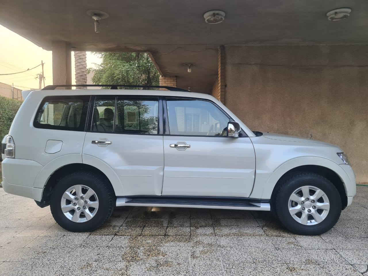 ميتسوبشي باجيرو حبتور 2016 فول مواصفات 
مكفولة من الصبغ والضربة كراسي جلد وكهرباء سلايد 
حساسات فول تحكم ستيرن كامرة خلفية اصلية 
وبقية المواصفات المعروفة للسيارة 
السيارة رقم اربيل 
ماشية ٨٤٧٠٠ كيلومتر

🛑 السعر سوي تعليق يصل مباشرة 🤖 

تحويل ثاني يوم 

رقم صاحب السيارة 
***********
