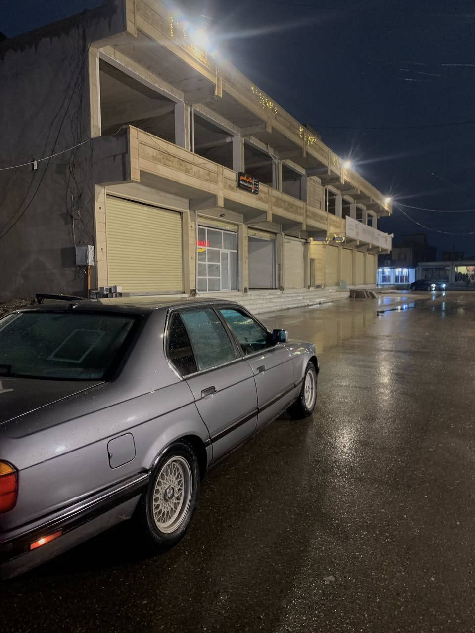 السلام عليكم
للبيع BMW 

فول مواصفات Vip

موديل 1993

رقم كركوك 

محرك 6 

السيارة احلى من الصور 

مال جناي ماتحط عليها وبع 

السيارة كلين ماعدا مصبوغة عام جمالية
السعر 85 وبيها مجال بسيط 

مكان السياره صلاح الدين قضاء العلم

للاستفسار الاتصال 

***********

***********

***********
