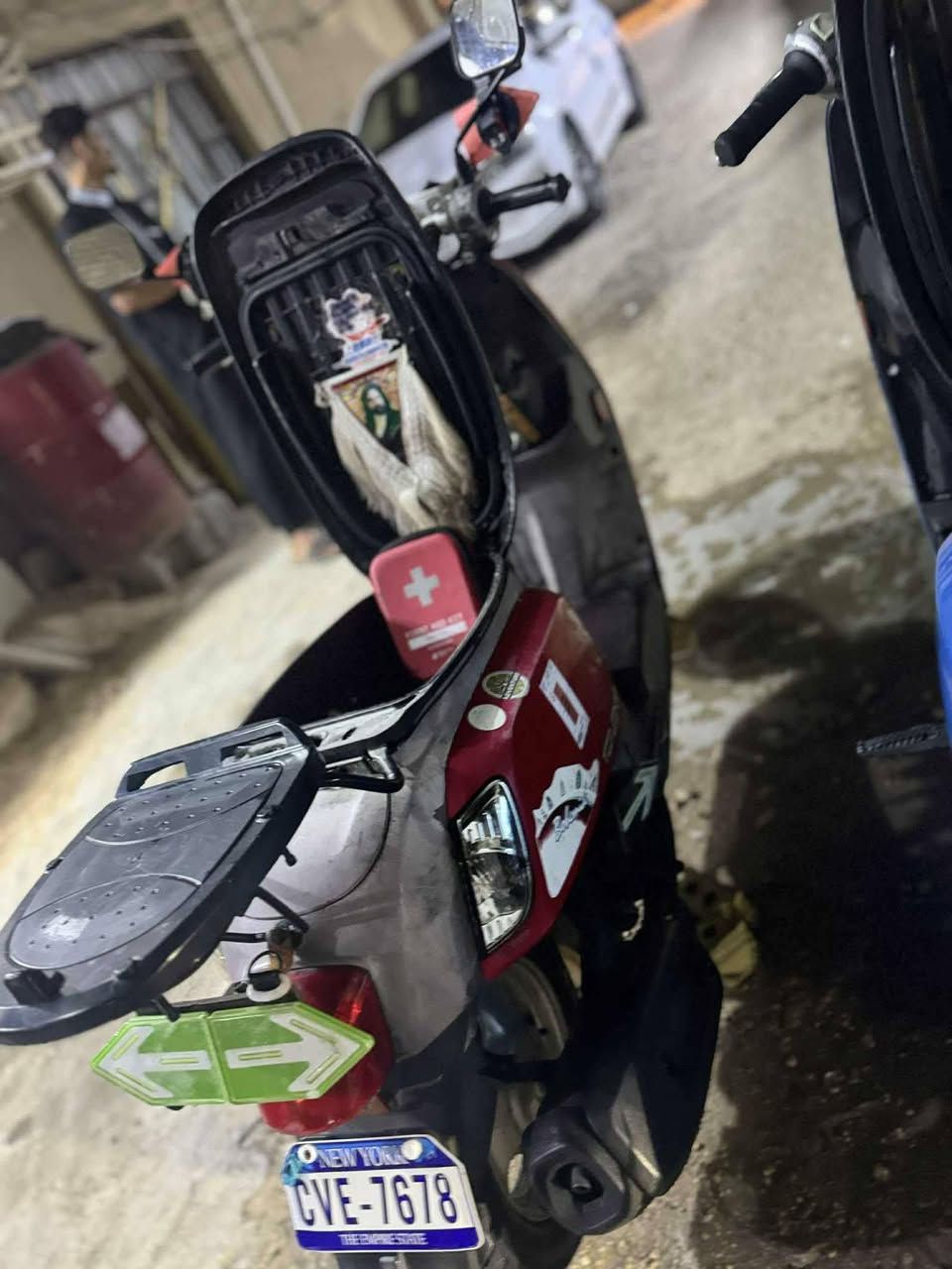 سلام عليكم دراجه بوليسي لبيع مكفوله كفاله عامه مديل 214نوزل مكينه ناعمه مكفوله مكان ك الحر تصل على هاذ رقم***********
