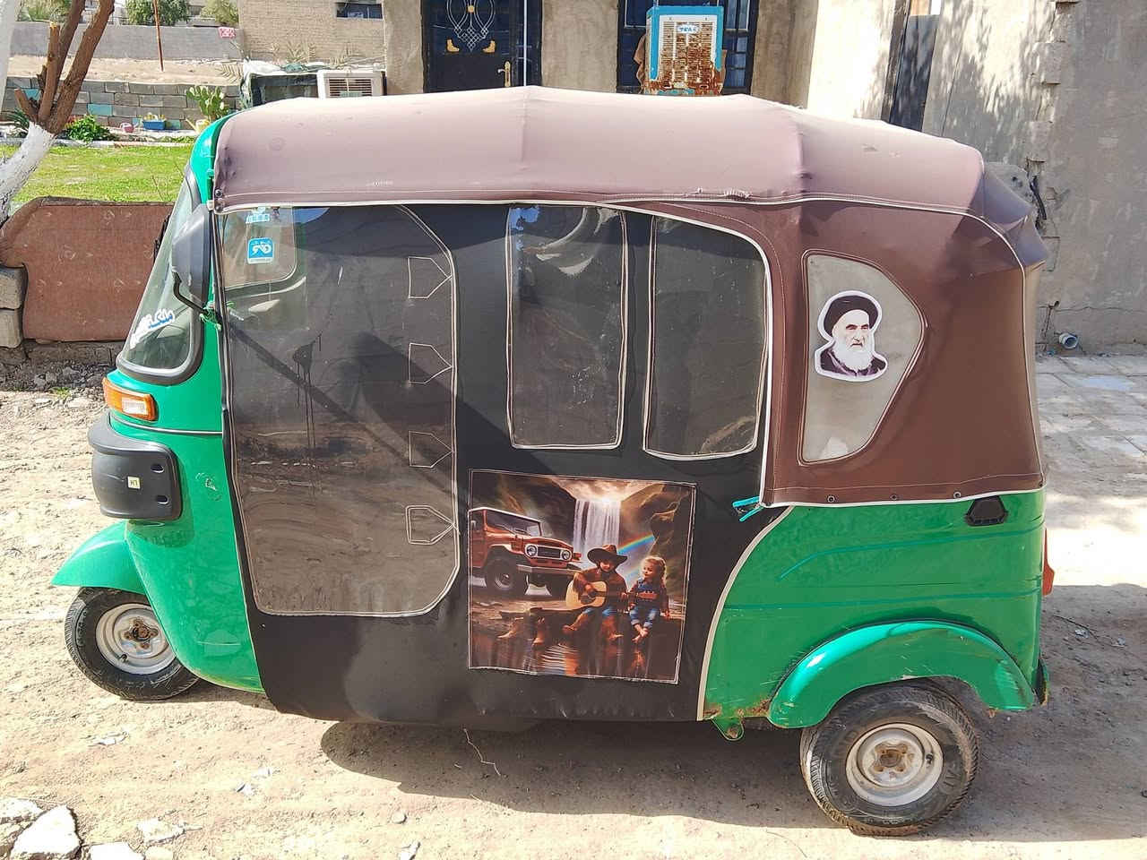 السلام عليكم تكتك 22 رقم انكليزي باسمي تحويل ثاني يوم مكينه مكفوله تكتك ما بيها اي تعمير مكاني بغداد المعامل  ***********
