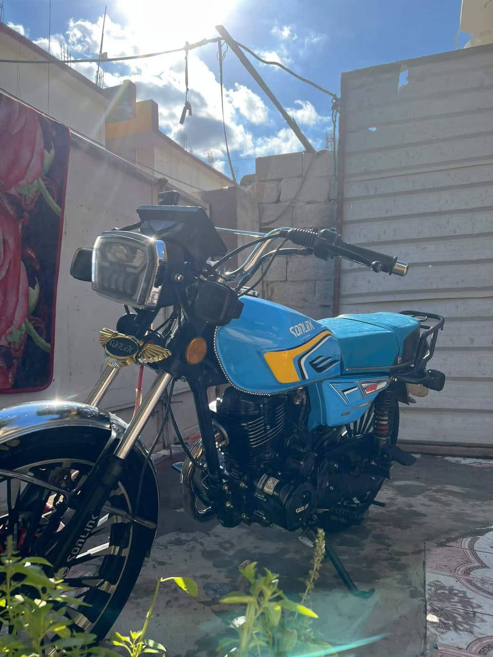 سلام عليكم سونك موديل 2025 للبيع 
سعر 750 الف 
واسط العزيزيه
اتصال ***********
