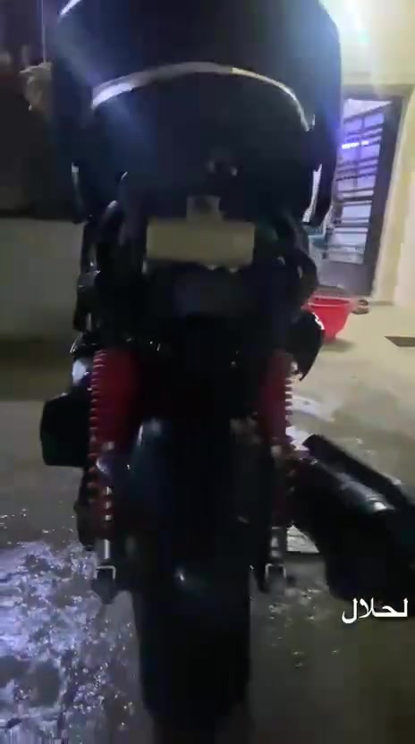 سلام عليكم سكنس نثيه دراجه بلاديه طافيه ضفيره تعبانه ابيع كوم حديد سعره 250وبيه مجال رقمي ***********
