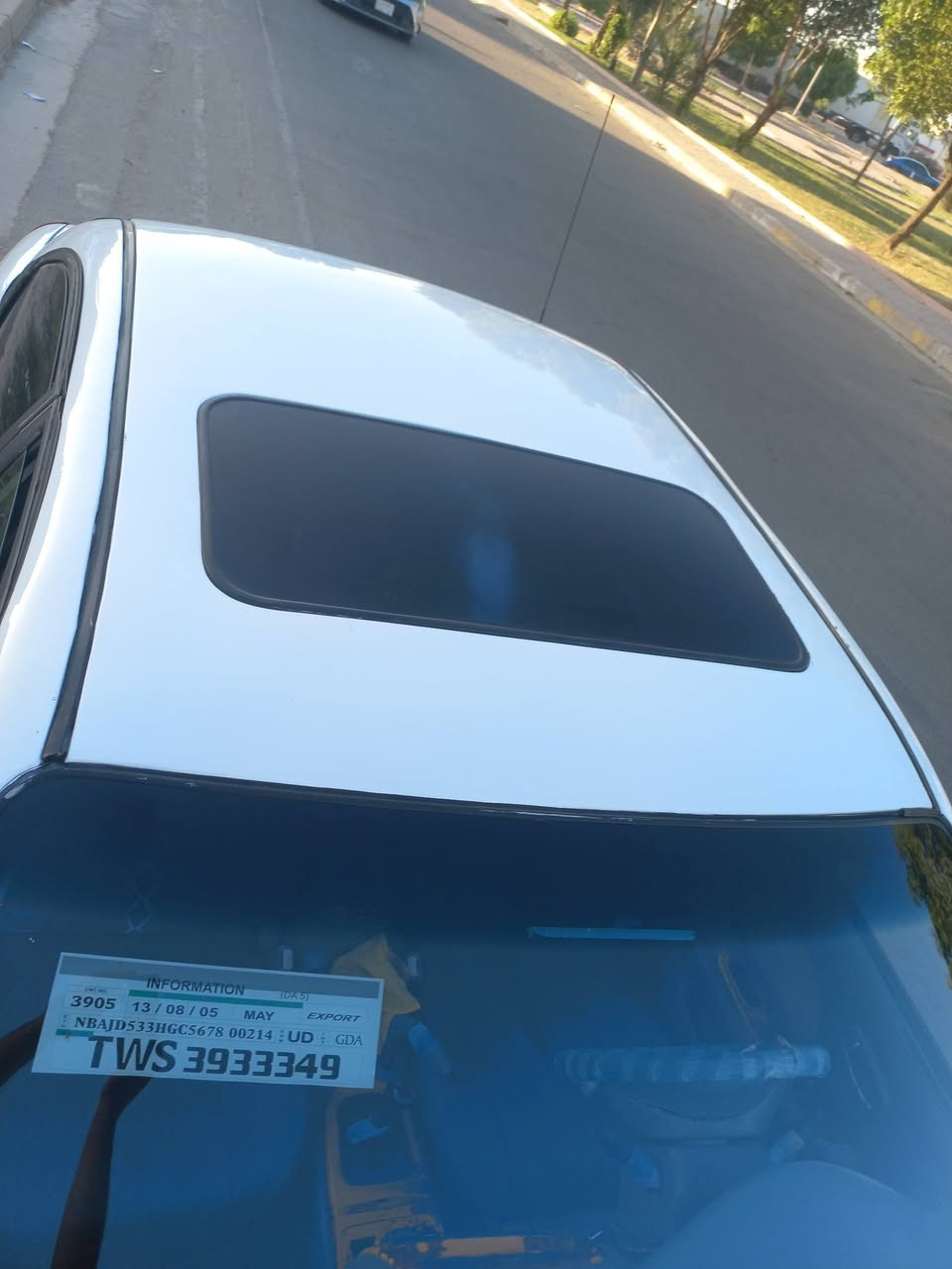 سلام عليكم 
هونداي سوناتا مديل 2000 رقم بغداد
مكينة 4 سلندر المرغوب 2000cc دوش 
كير عادي 
صدر تخم تاير جديد
السيارة مصبوغة جمالية بدون حادث 
سيارة نصبتها حلوة وشوفة عينكم 
السيارة بيها ملاحضات اتصل وبخدمتك

 مكانها بغداد / شهداء السيدية 
سعر 49 ورقة وبيها مجال 
***********
***********
