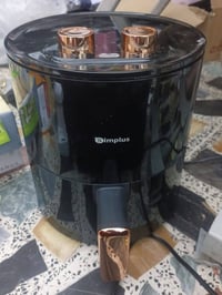 قلايه هوائيه السعر 60 رقمي 07877799830 راسلني واتساب وتدلل