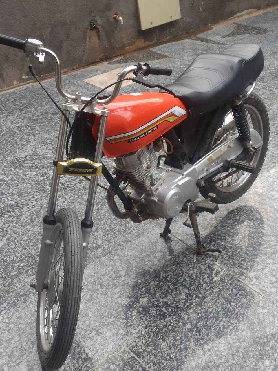 تعمير 25 مكينه ليفان (كلك)
سعر 550


**إذا كنت صاحب هذا الإعلان وتريد حذفه لأي سبب، رجاءا أرسل رسالة إلى الدعم الفني**