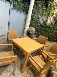 عندي ميز جديد استخدام قليل كلشي سعره 80الف وبي مجال مكان حي الجهاد الا...