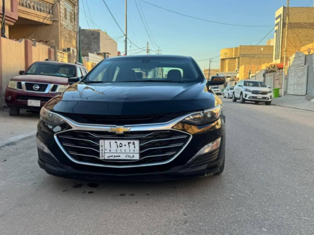 سلام عليكم
مراوس فقط ويه ماليبو ٢٥ او ٢٤ 
 ماليبو موديل ٢٠٢١ Ltمواصفات بريمر معروفه 
ماشيه قليل كلش ٢٢٠٠٠٠🤣
ضربتهة موضحه جاملغ بنيد او نفسهم امصلحين كير محرك نضاف كلش  اكفلهم الك بل تراي وين ايعجبك روح وراهة  لا اتخابرني لان بيت نار هنه بس وين اتريد وديهه السياره اي فيتر ايعجبك المكينه لا تبخير ولا تنقيص ما عده بخار التيربو معروف الكير جديد ما صار شهر من شاده شديت مال بلايزر ٢٥ جديد
للستفسار *********** سيد عمار 
عنواني الكوت الهورة
