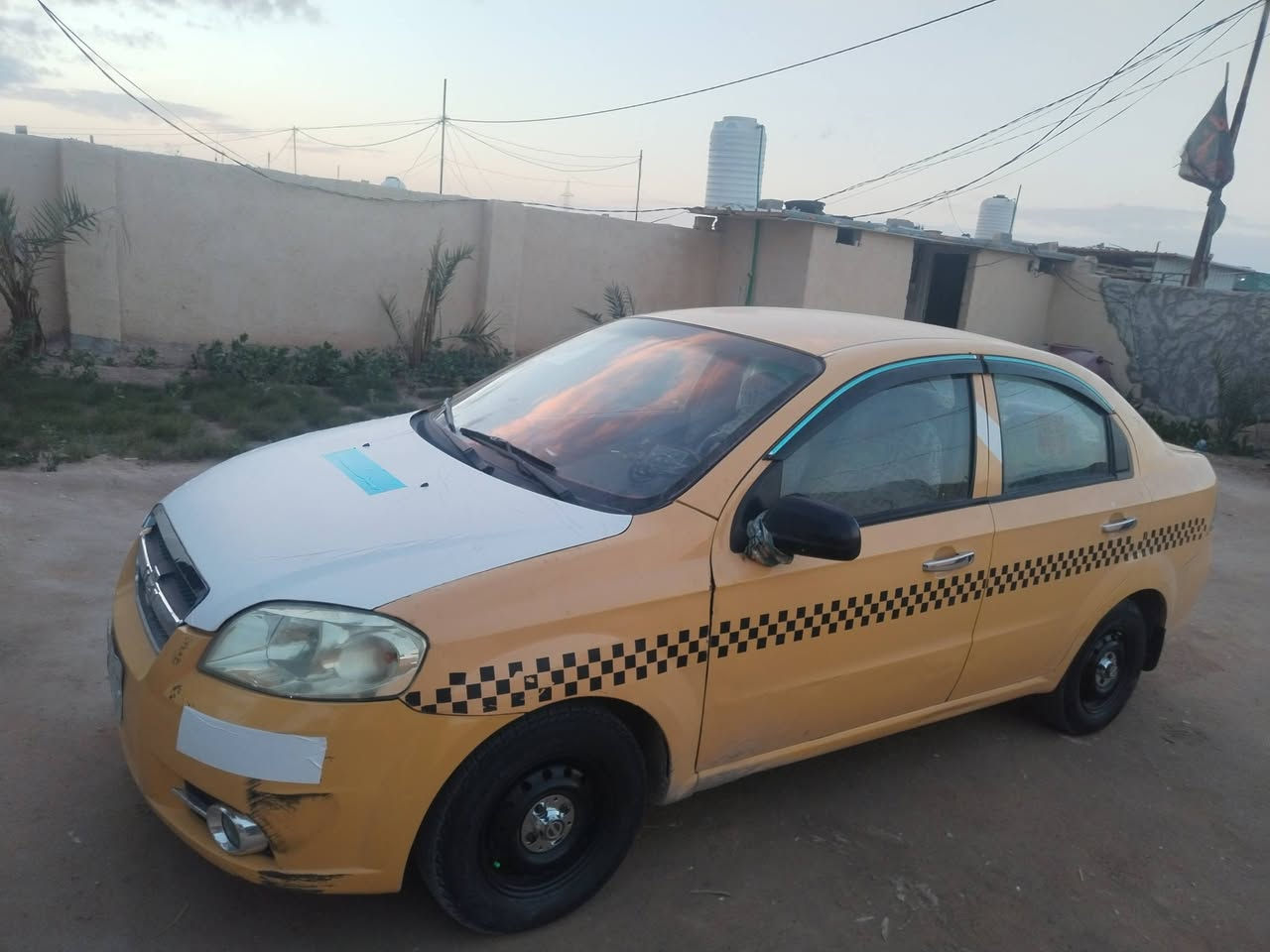 يالله البيع افيو موديل 2010 السياره خليجيه 
رقم نجف ألماني بسمي سنويه 2027 مكينه وكير وحداديه وتبريد خير من الله  كير عادي هيه وغرامه مصفر مكينه 1400 مفتوح خليجيه السياره كفاله عامه بس جاملغ مبدل بدون داخل رقم الهاتف *********** /***********
اي استفسار اتصل على الرقم وبيك خير وتدلل
العنوان طريق كربلاء نجف عامود 250
