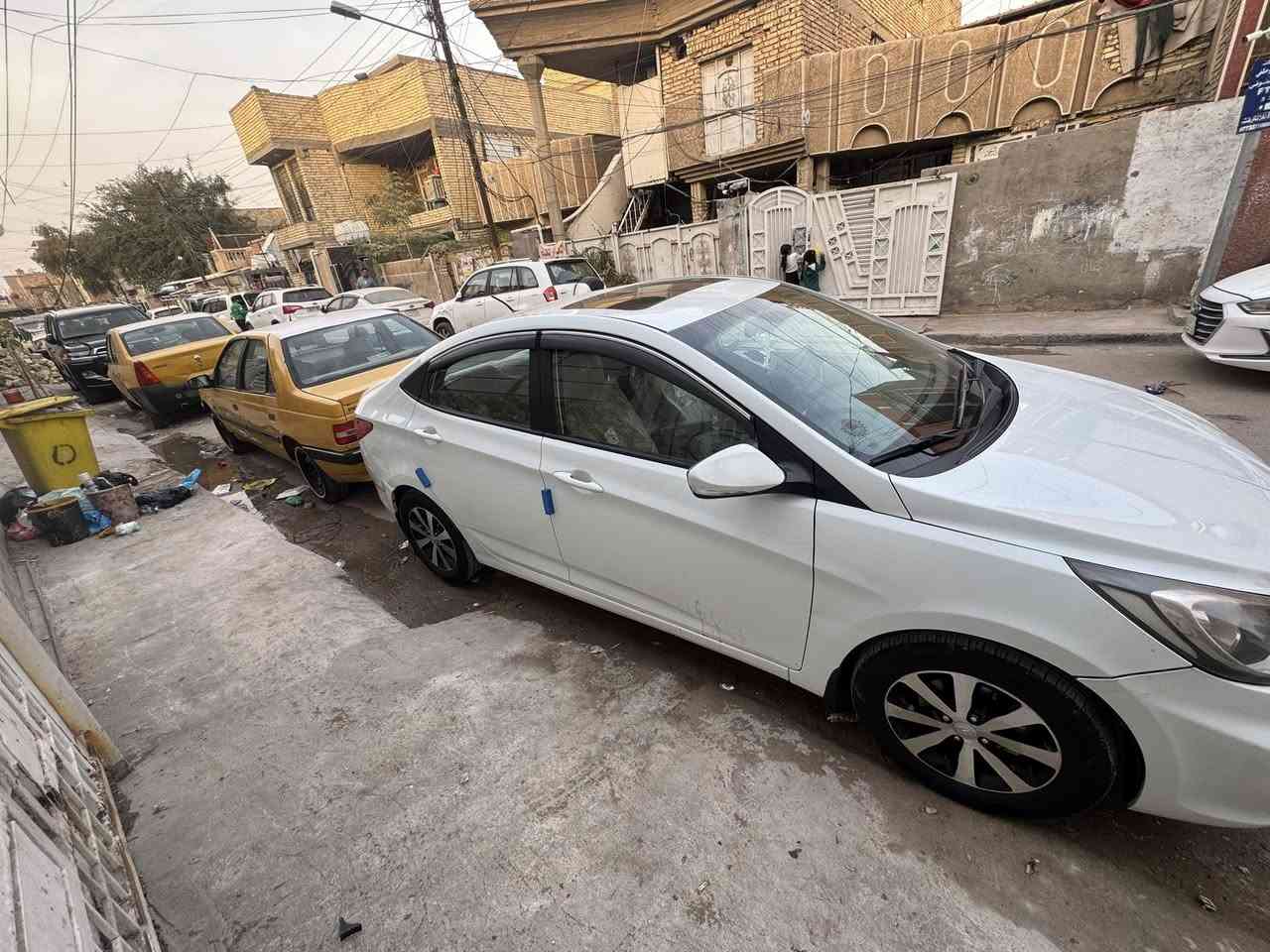 السلام عليكم اكسنت لبيع مديل ٢٠١٥وارد خليجي مكينه ١٦٠٠مكفوله كفاله عامه بس لدوسه صبغ سياره خير من الله رقم بغداد بسمي العنوان بغداد الشعب السعر ١١٥وبيها مجال لشراي 
رقم الهاتف ***********
