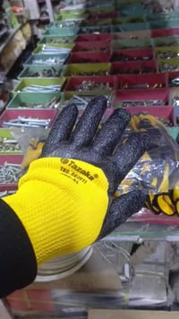 بفضل الله 🤲🏻 تم وصول #كف سليكون مصبوغ كامل #TAZAKA #محلات_صبيح_ابو_علي...