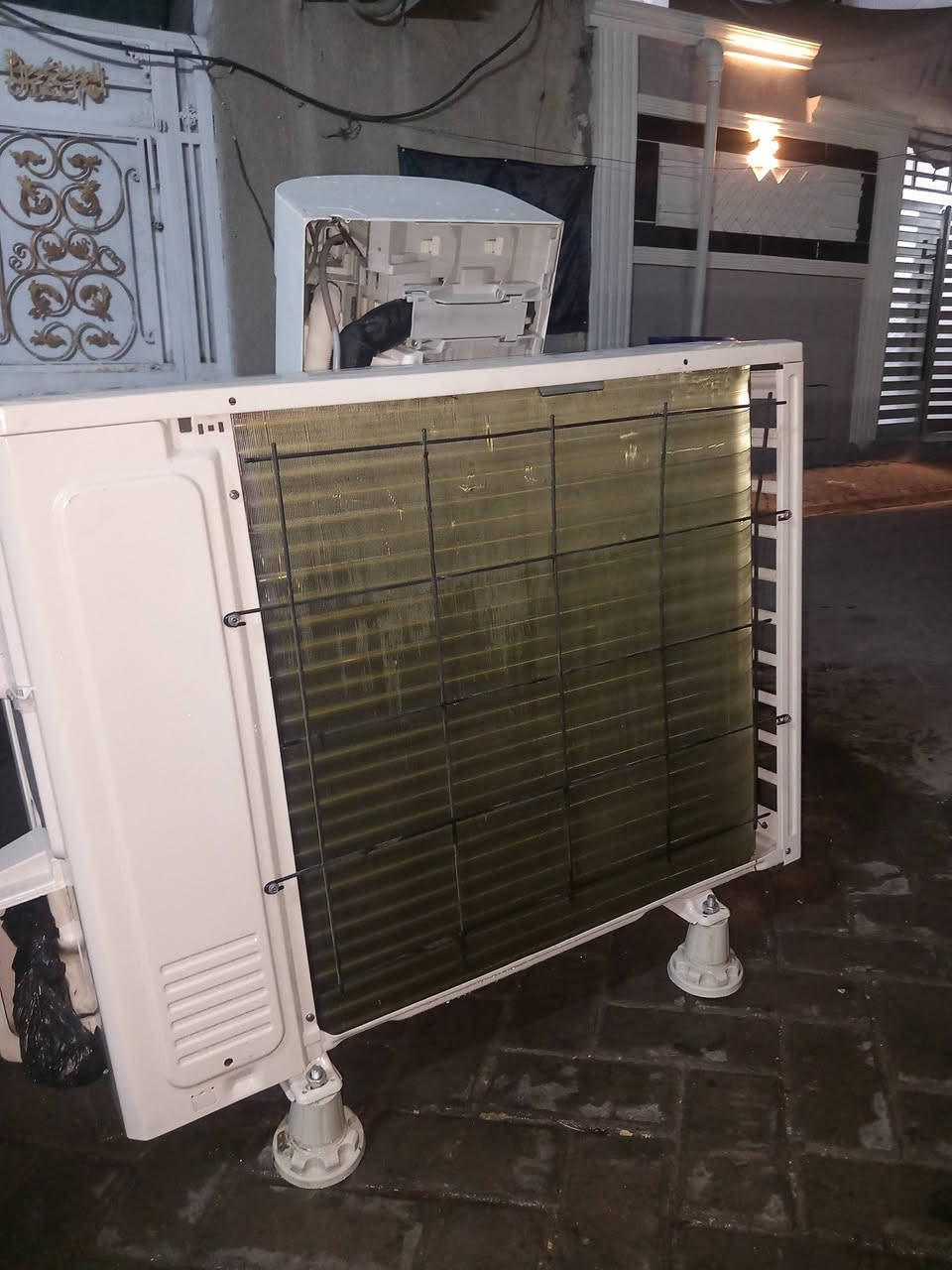 السلام عليكم سبلت هاير غاز 410 كامل بدون مابي نقص نضيف وبلادي ممشتغل اقل الموسم غاز شركه سعر 400 الف مكاني بغداد مدينه صدر قطاع سبعه قرب ساحه مظفر ***********
