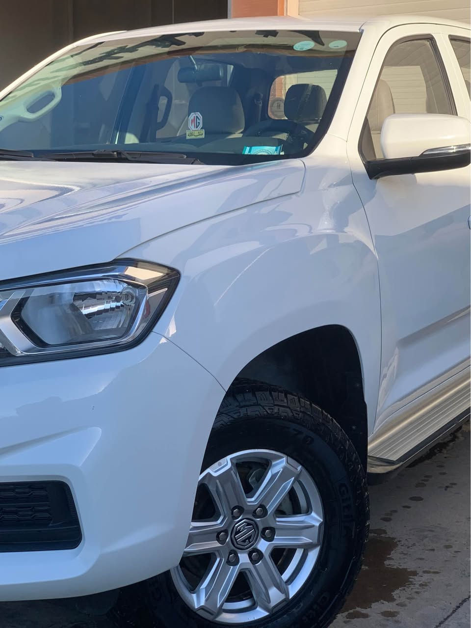 السلام عليكم بە ناوی خوای گەورە و مهیرەبان
Mg t60 پیکاب
مودیل 2024
بۆ فرۆشتن..موشتەری نامە بنیرە یان تەلە فۆن کە
***********
***********
سەیارەکە زۆر جوان و پاک ماوەتەوە …
بی بۆیاخ..
یەک پەنجە ساردی هەیە
55,000 km رۆیشتیە 
مەکینەو گیر بەشەرت 2.4
سەیارەکە مالی خۆمە
هەزە و سەنەوی نویە
هیجی دەست کاری نە کرایە
بە شەرتی تەحویل و غەرامە و بەناو کردن
هەموو شتێکی بە شەرت
زەمانی شەریکەی ماوە
مواسەفات 👇🏻👇🏻👇🏻
1.ئاوینە ئیشارات
2.جوار جام کارەبا
3.تەبرید سەرد و گەرم
4.تەبرید مەرکەزی 
5.دەبڵ ئەکسل
6.رادار
7.کوشن جلد
8.حاسەیە
9.ویل کەپ
ناو بۆدی بۆ دانراوە…
سەعری 165 کەمەک مەجالیشی تیدایە.🤍 أربيل, العراق
