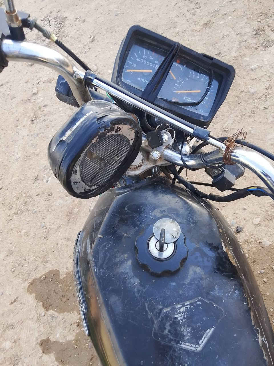 سلام عليكم موطور للبيع او مراوس ***********
