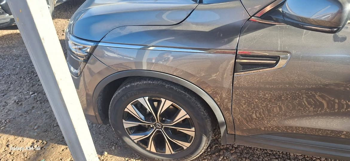 السلام عليكم
سامسونك QM6 2023 
بدون ارقام والسونار موجود
للتواصل ***********
